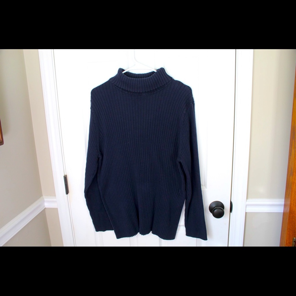 2x ribbed turtleneck in navy
